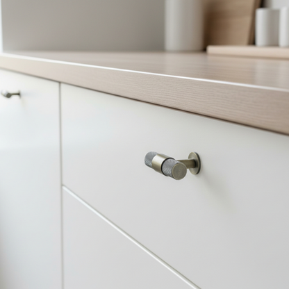 Arko T-Bar Knopp i Matt Svart